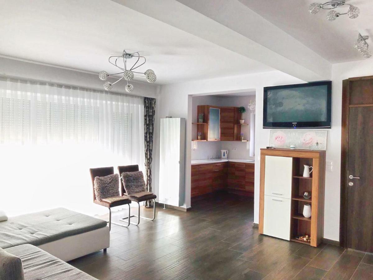 Villa Residence Sînmartin Εξωτερικό φωτογραφία