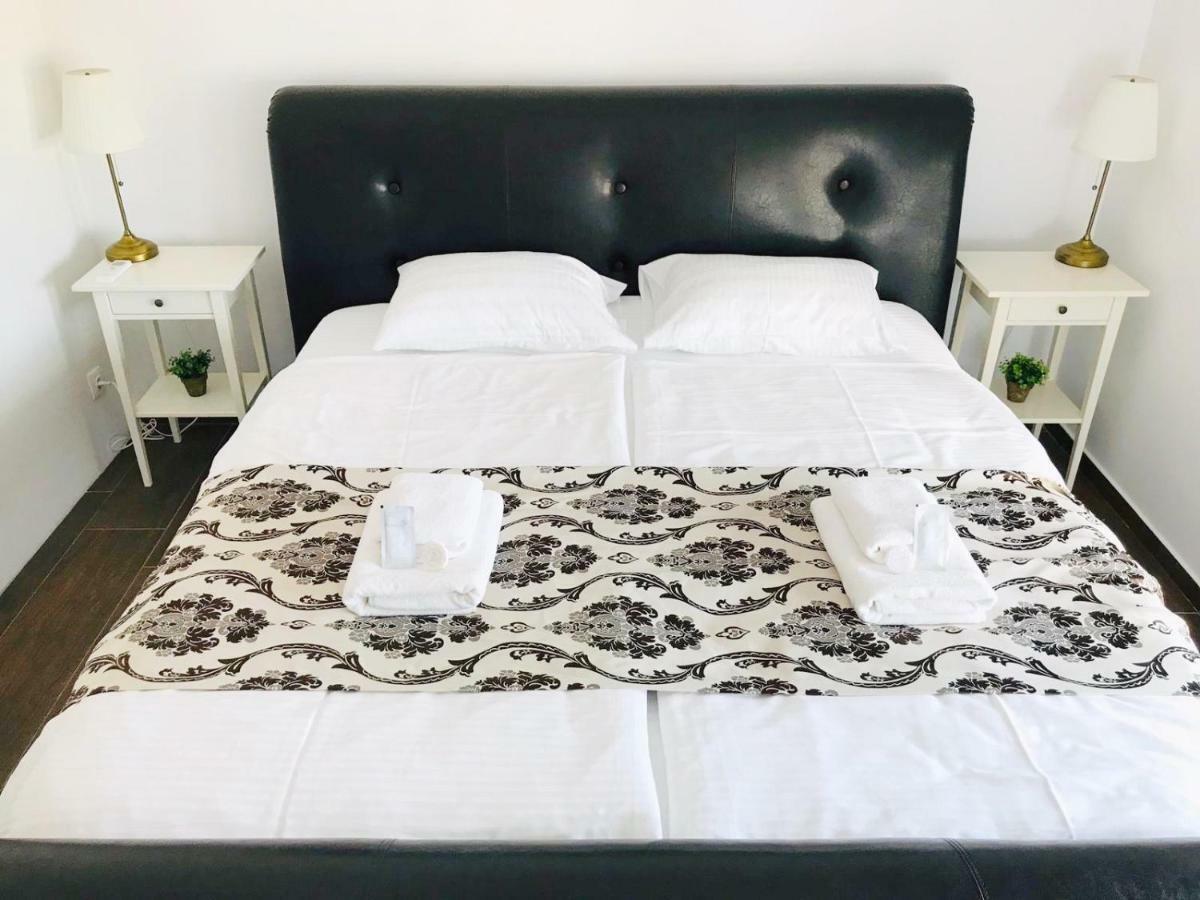 Villa Residence Sînmartin Εξωτερικό φωτογραφία