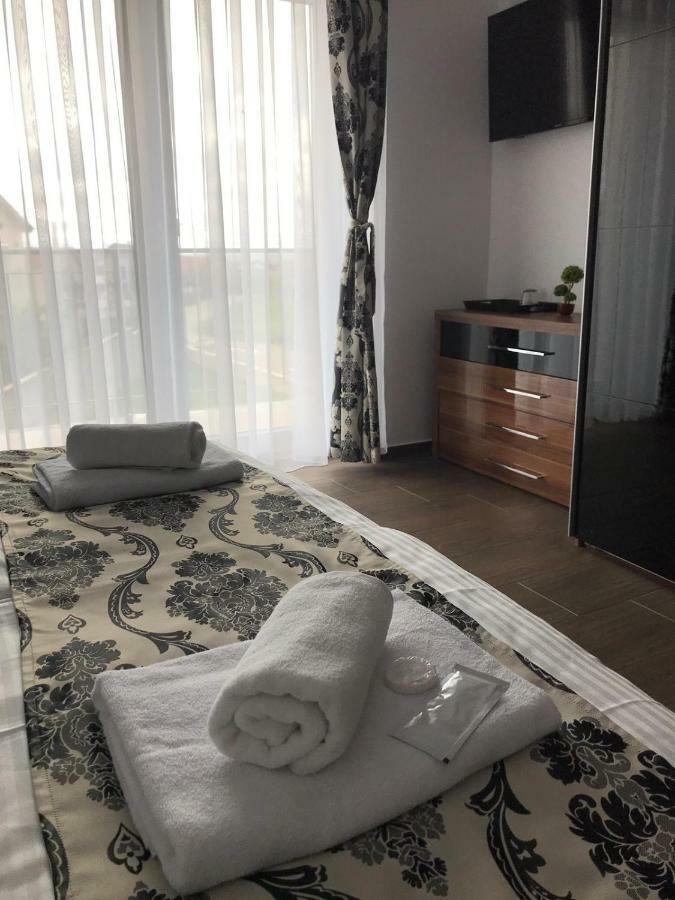 Villa Residence Sînmartin Εξωτερικό φωτογραφία
